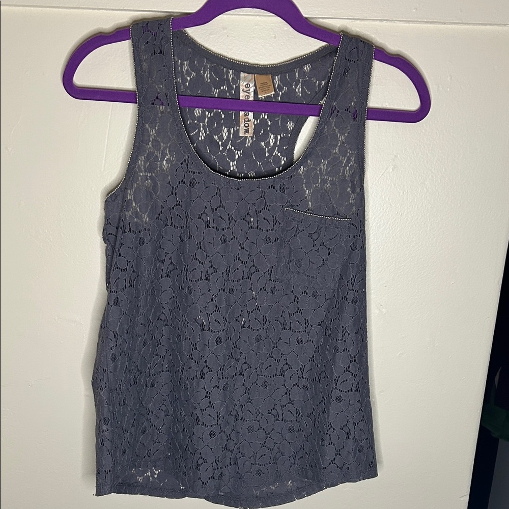 Lace Sleeveless Top - Gray